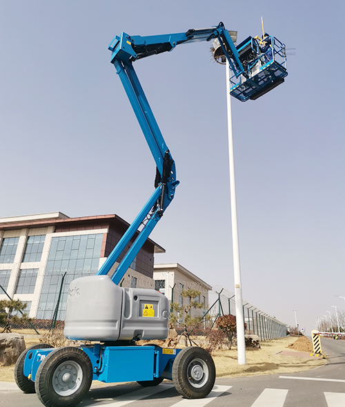 曲臂型高空作业平台 Z-45/25J DC